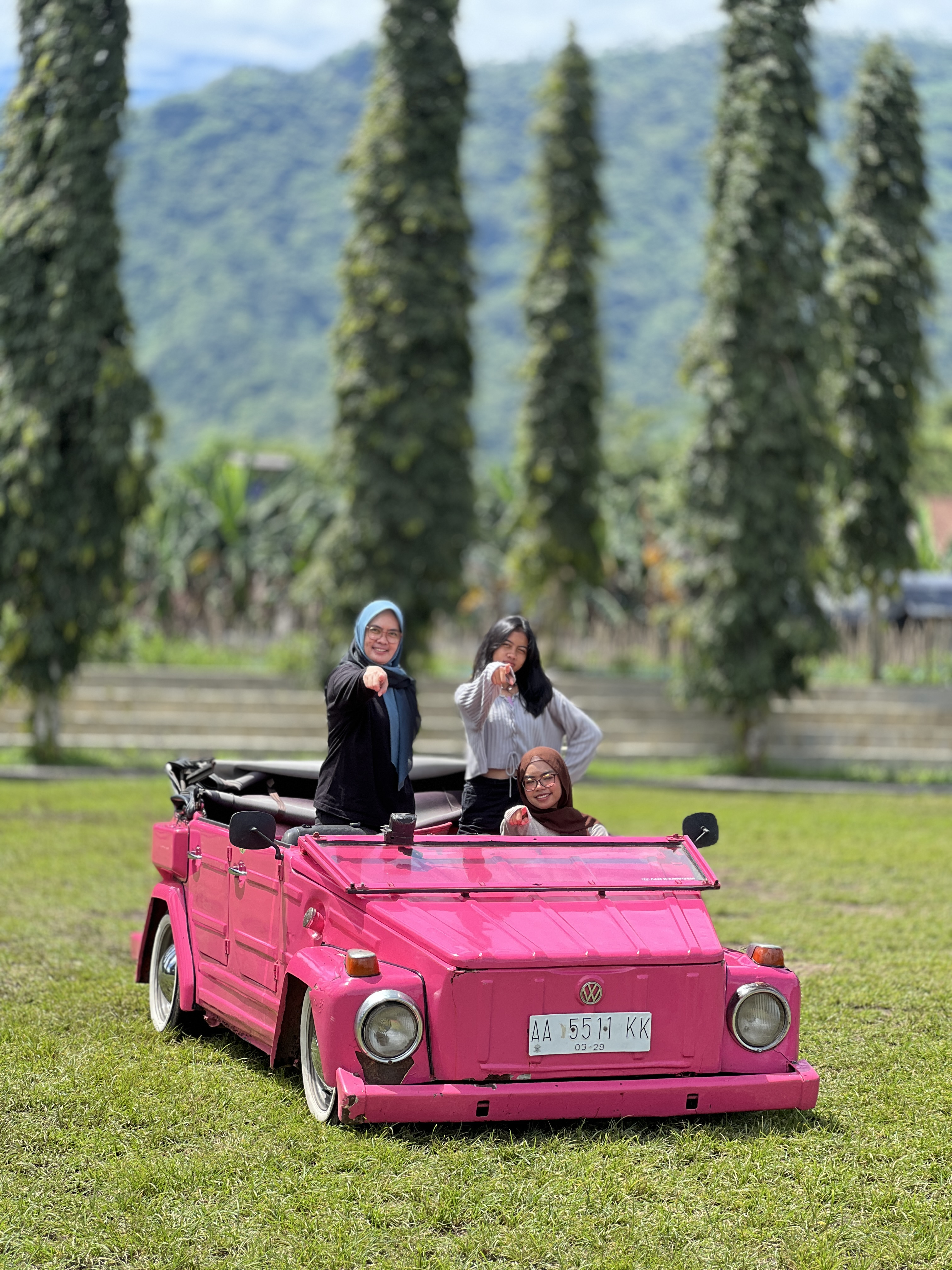 Sewa VW Safari Borobudur